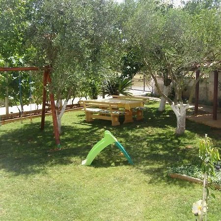 Quaint With Garden In Appartamento Pola